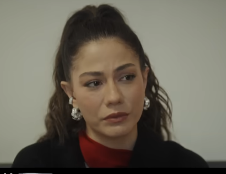 “Nisan, baby, I’m tired. Why are you even in the hospital? Girl, what did he tell you this time and again you believe him? So by Wednesday we’re just supposed to be back with Esref Tek like nothing happened?”#DemetÖzdemir 
#EşrefRüya
#Nisan
#EşSan