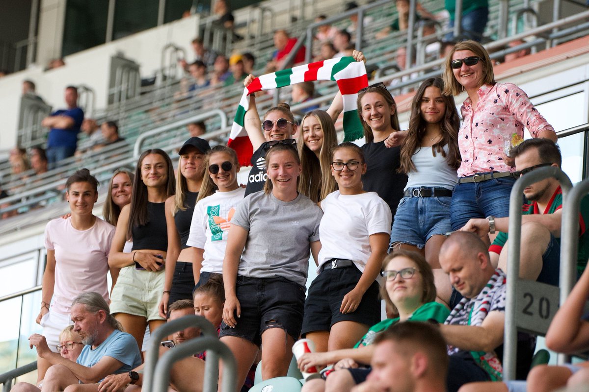 Śpiacy Rycerz tweet media