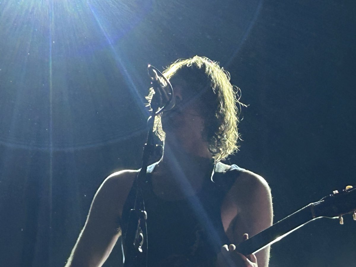 ᴸᵒᵛᵉʳˢ ᴬʳᵉ ᵀʳᵉᶰᵈʸ ᴮᵃᵇʸ tweet media