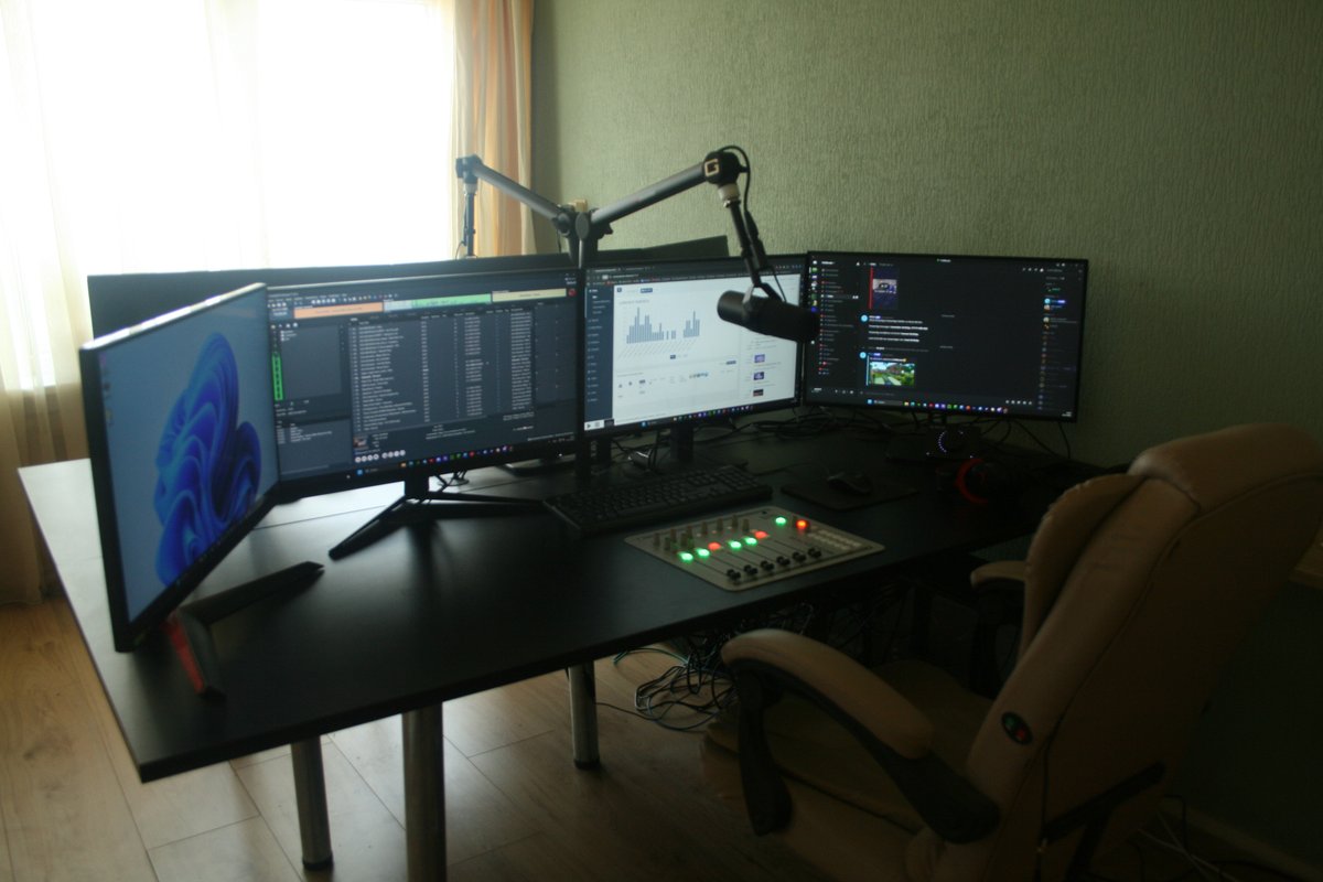 FunnRadio tweet media