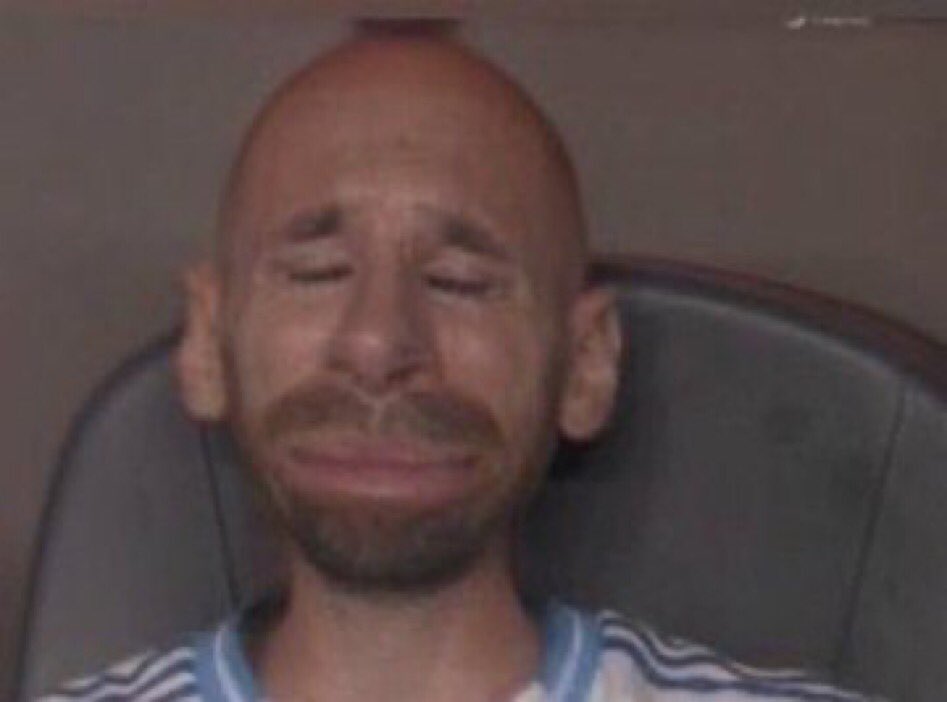 Fümbi ✨ tweet media