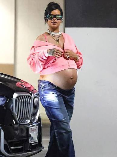 Hoochies Of Houston tweet media