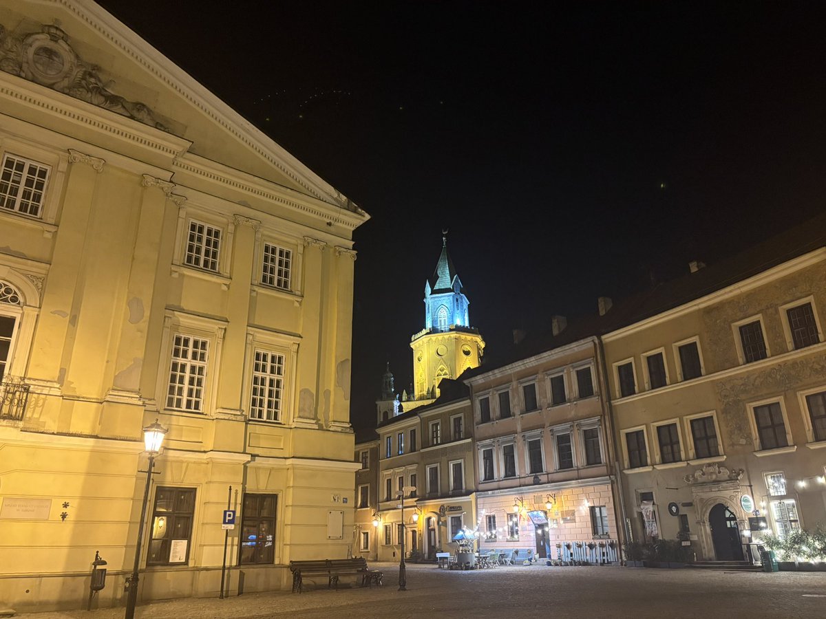 Artificial Intelligence Surgery tweet media