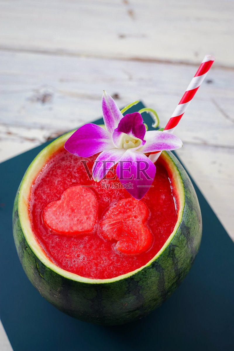 oueslati tweet media