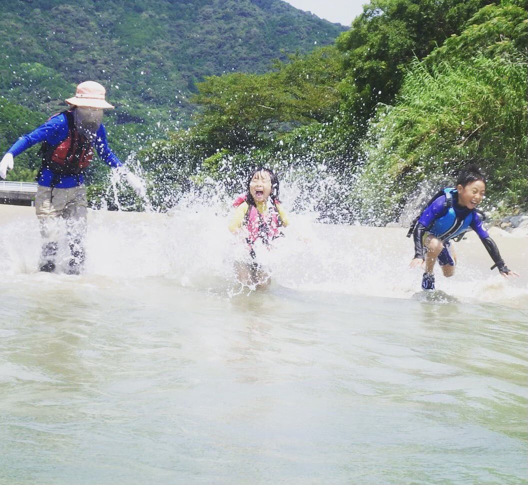 子どもたちにライジャケを! tweet media