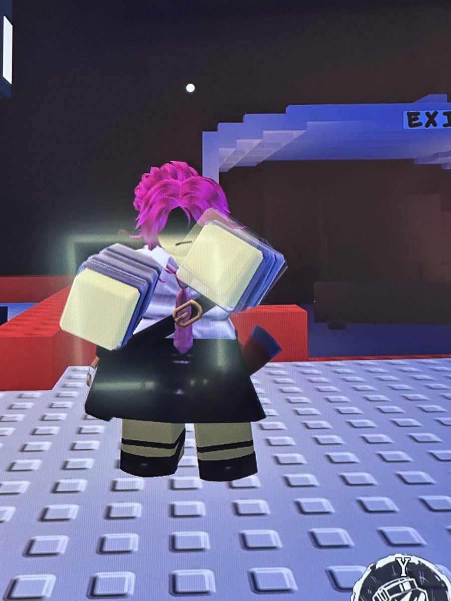 • (comms open) tweet media