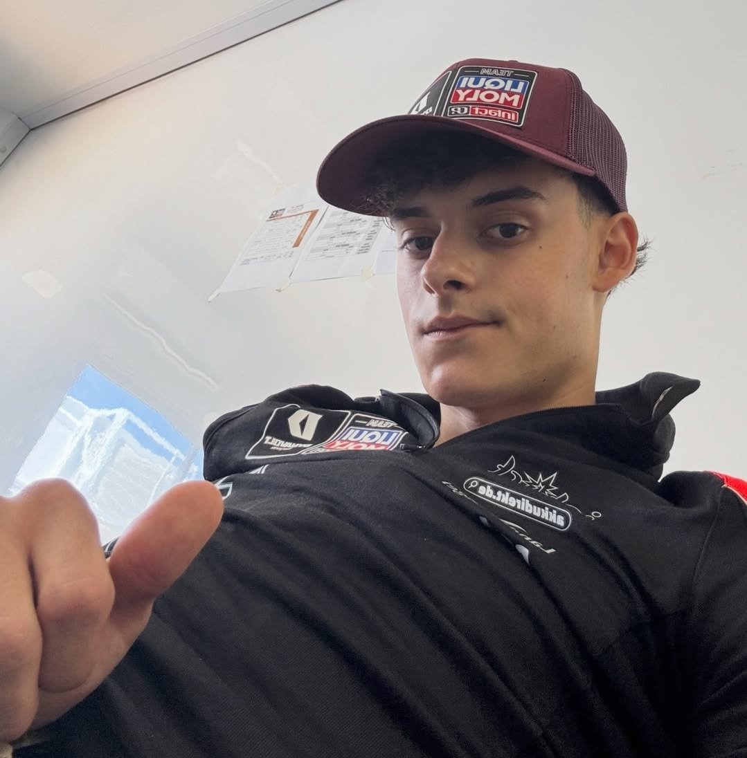 ⚠️ Elbow fracture for Almansa after the Moto3 race crash.