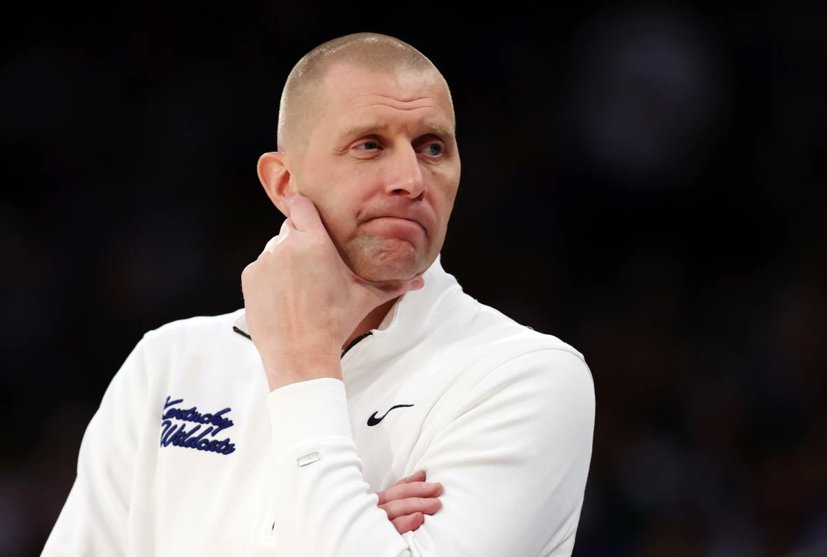 OnyxOdds's tweet photo. Kentucky had the most expensive roster in college basketball this season ($22 million)

They won 1 tournament game https://t.co/WXRdpbq17i