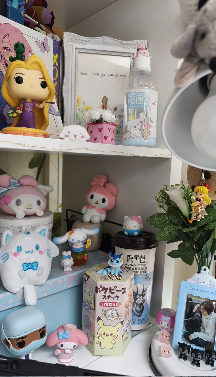 boba_nymph's tweet image. This is how it looks now cause I had to take some things out not to ruin them with paint and glue from prop making