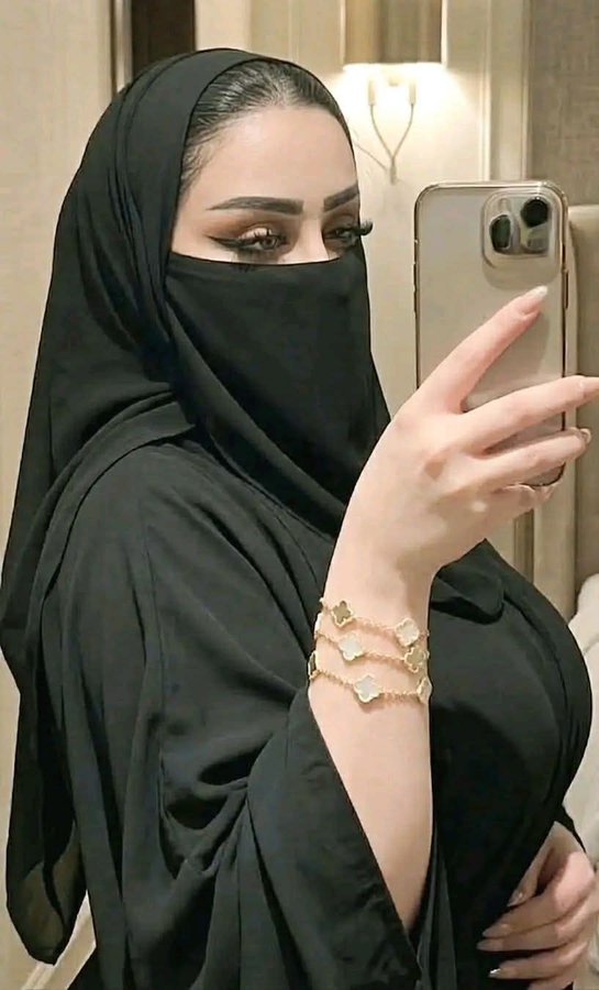 ام خالد tweet media