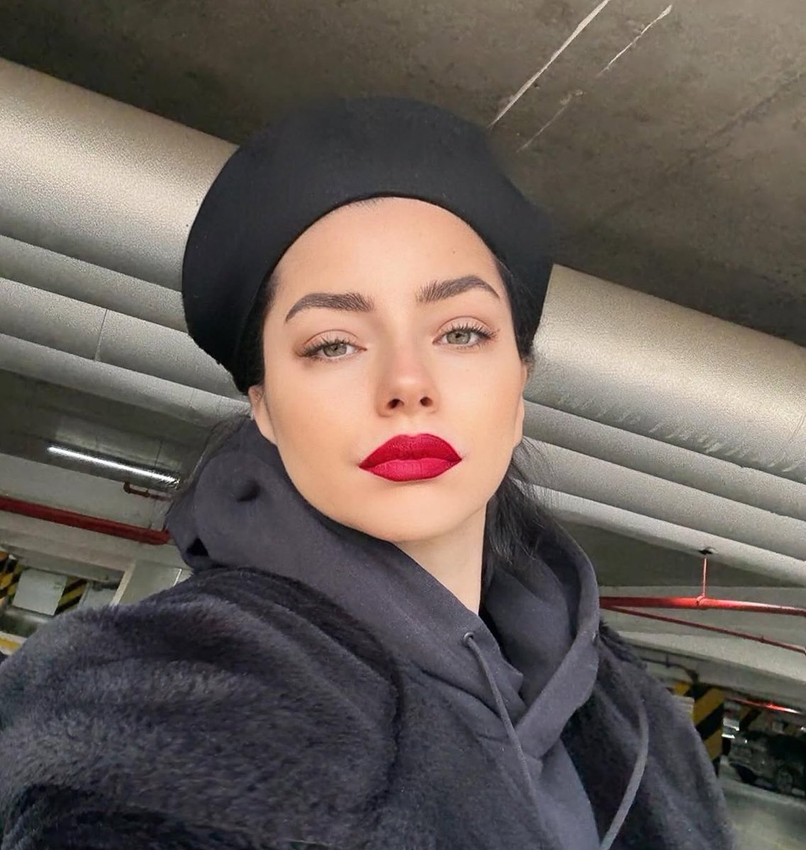 Merve Boluğur tweet media