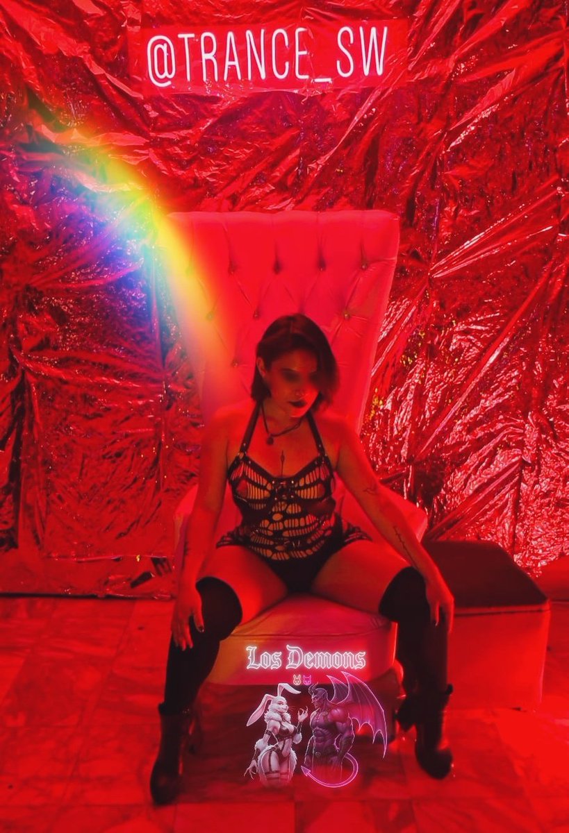 𝕷𝖔𝖘 𝕯𝖊𝖒𝖔𝖓𝖘 🐰😈 tweet media