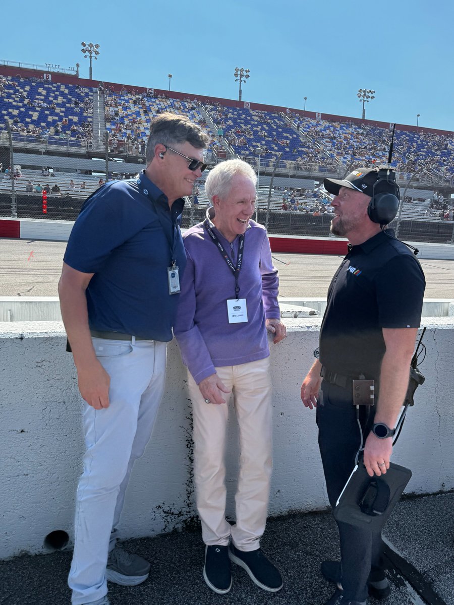 FOX Sports PR tweet media