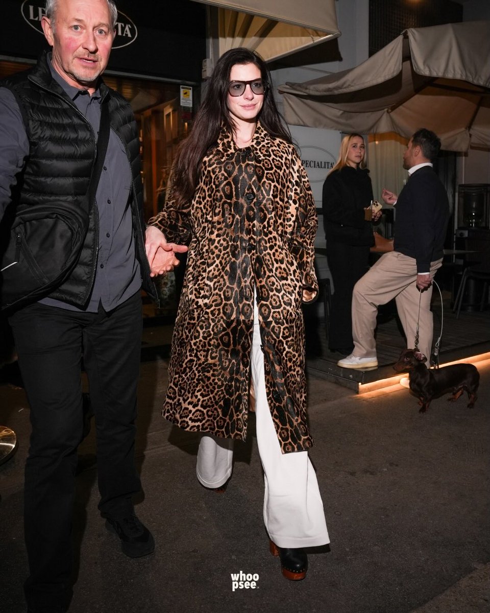 Anne Hathalegend tweet media