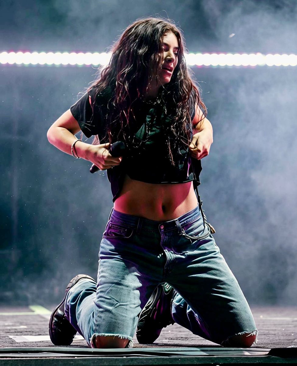 Lorde fix 🩻🧬⛓️ tweet media