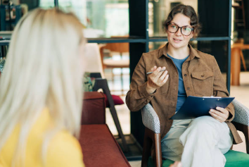 At the FDR Centre, we offer specialised Separation and Divorce Coaching to support you to find your path forward.

A practical, one-on-one space to clarify your needs and feel more confident navigating what's ahead. 

 Learn more: fdrc.co.nz