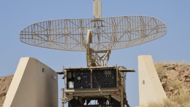 وزارة الدفاع: اعتراض أحد صاروخين باليستيين باتجاه الرياض وسقوط الآخر في منطقة غير مأهولة واعتراض مسيّرة بالشرقية