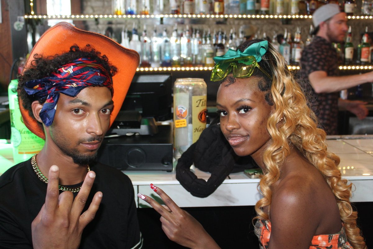 KikiMarieTV's tweet image. March 14, 2026

Austin, Texas
Pour Choices Bar

#SXSW #SXSW2026 #rodeo #texas