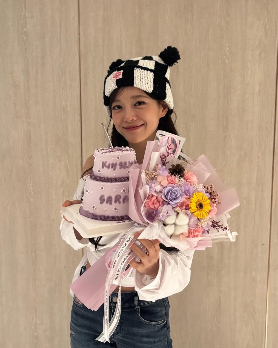 카렌 ʕ•ᴥ•ʔ tweet media