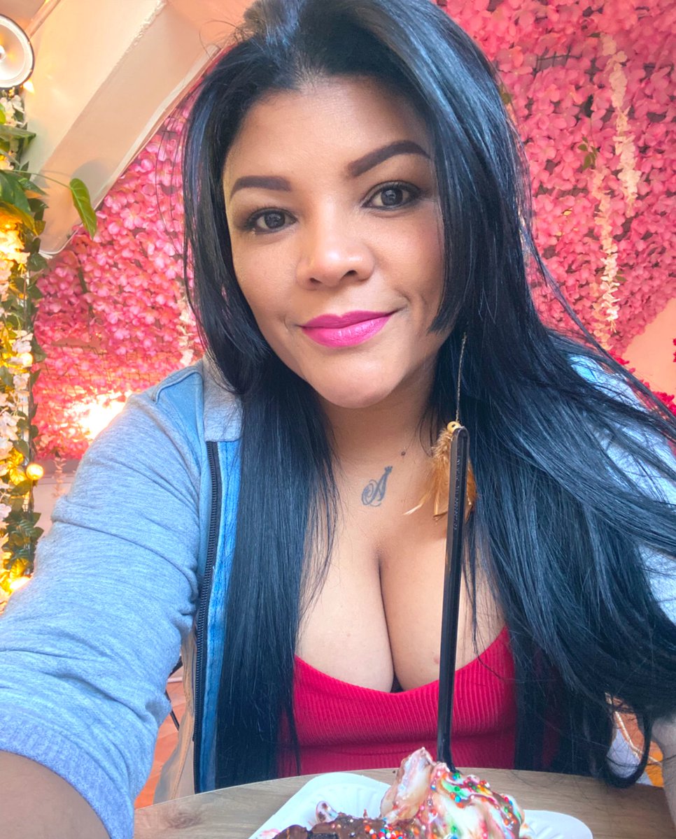 2121cecy tweet media