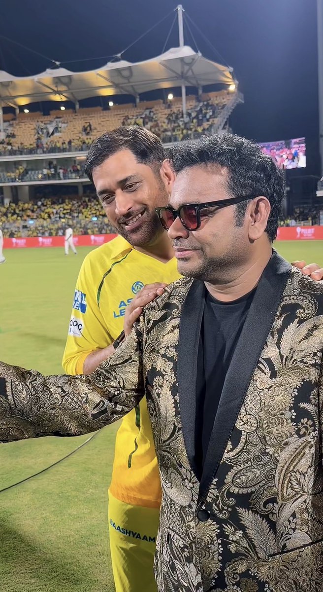 FridayCinema tweet media