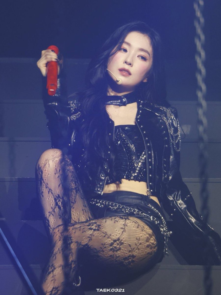 kpop moments that could kill a sapphic tweet media