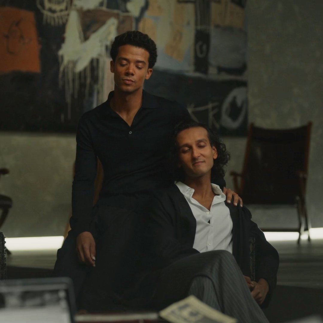 loumandstat bot tweet media