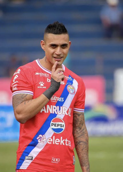 Daniel Vargas;👑🫡 tweet media