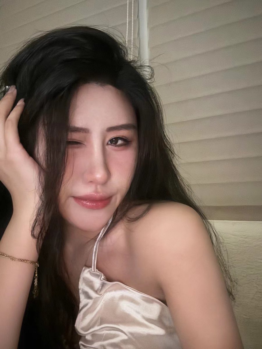 KKtongtong tweet media