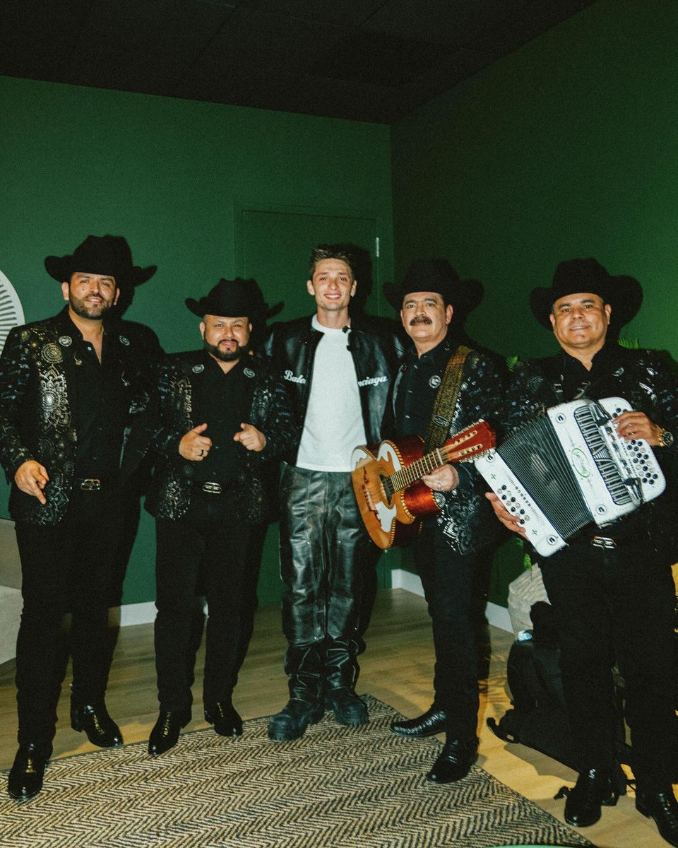 Peso Pluma tweet media