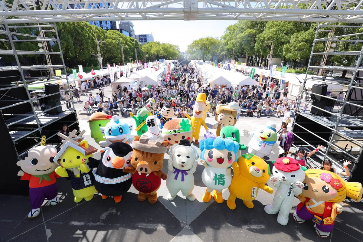 エディオン 久屋 広場