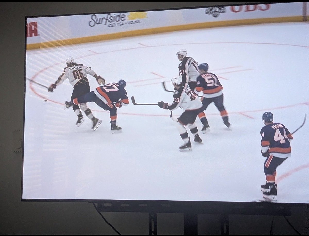 sean_lynsk's tweet image. The disrespect that #cbj has to deal with on a nightly basis is beyond comprehension.