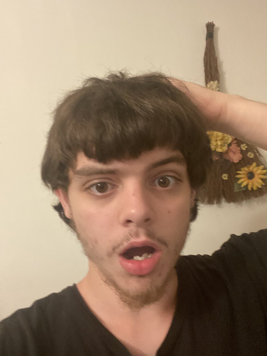 ꒌ 𓂀 𝙱𝚕𝚞𝚝𝚑𝚞𝚛𝚎 𓂀 ꒌ tweet media