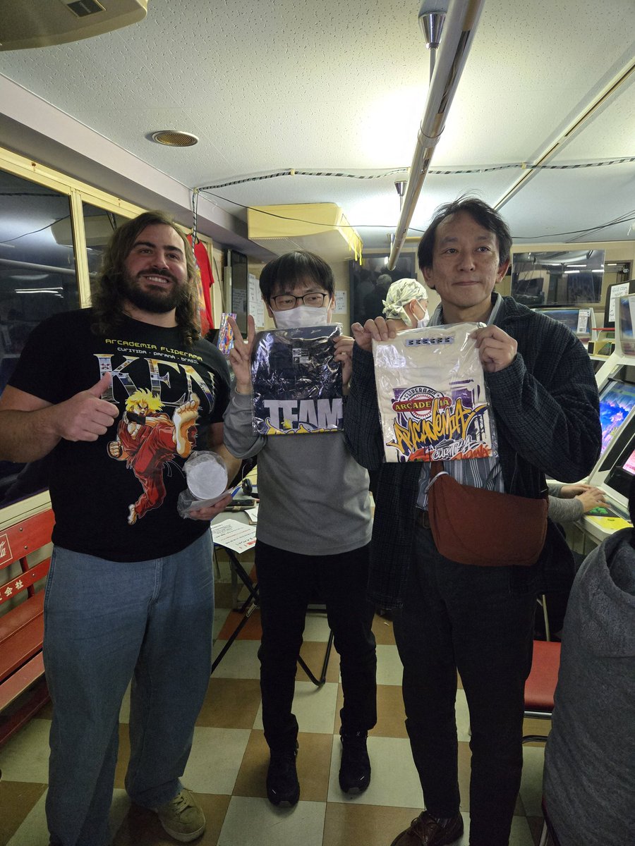 toukonhyper's tweet photo. 富士見台ワイワイ5周年記念イベント！

スト2Xランダム2on2大会！

参加者24名(12チーム)

優勝=しのにい、ミズキ
準優勝=ニシノ、りすてぃ
第三位=まゆむら、森

ブラジルからkertsさんが参加してくれました。
たくさんの参加ありがとうございました。 https://t.co/yhDLkf8O2t