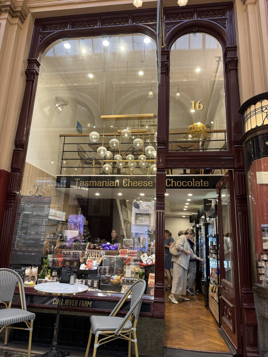 William B tweet media