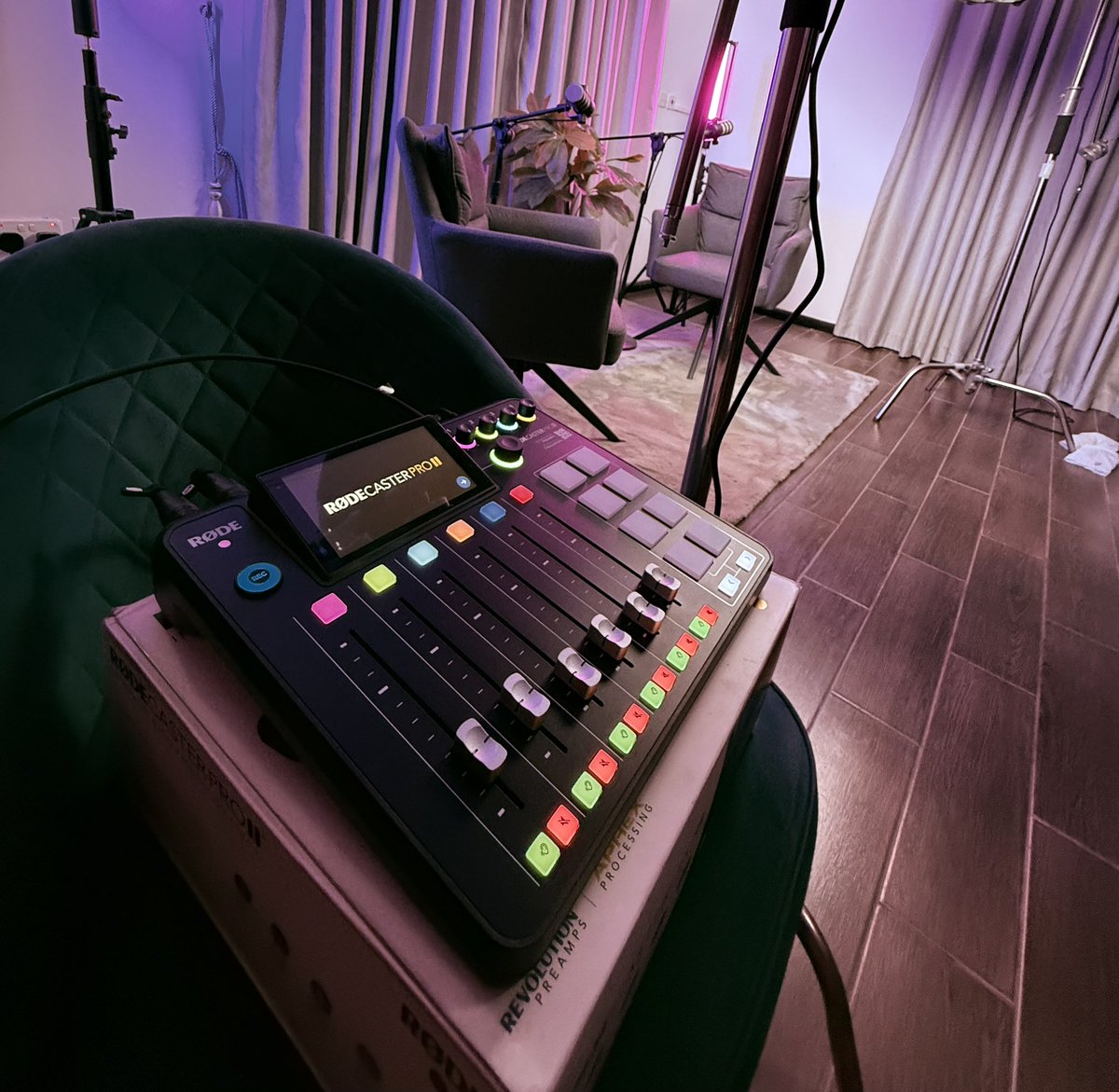 OniiCode tweet media