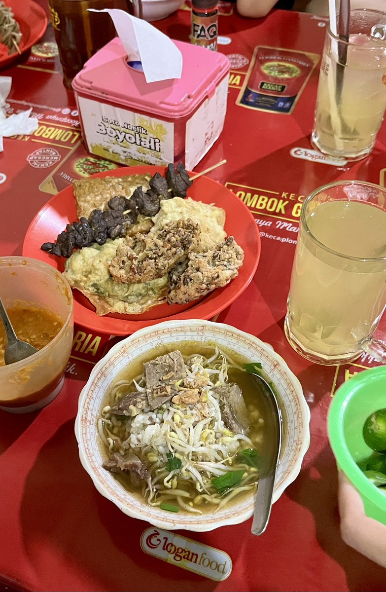 gondoll 🍉 tweet media