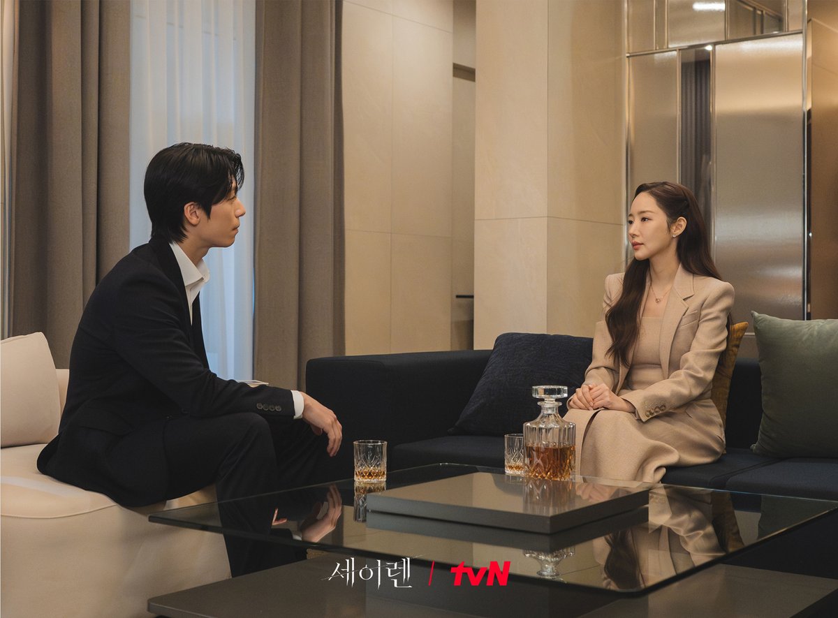 어느새 시작된 묘한 감정💗
박민영과 위하준, 두 사람의 앞날은?

[월화] 저녁 8:50ㅣtvN
#즐거움엔20tvN #세이렌 #SirensKiss #tvnsiren