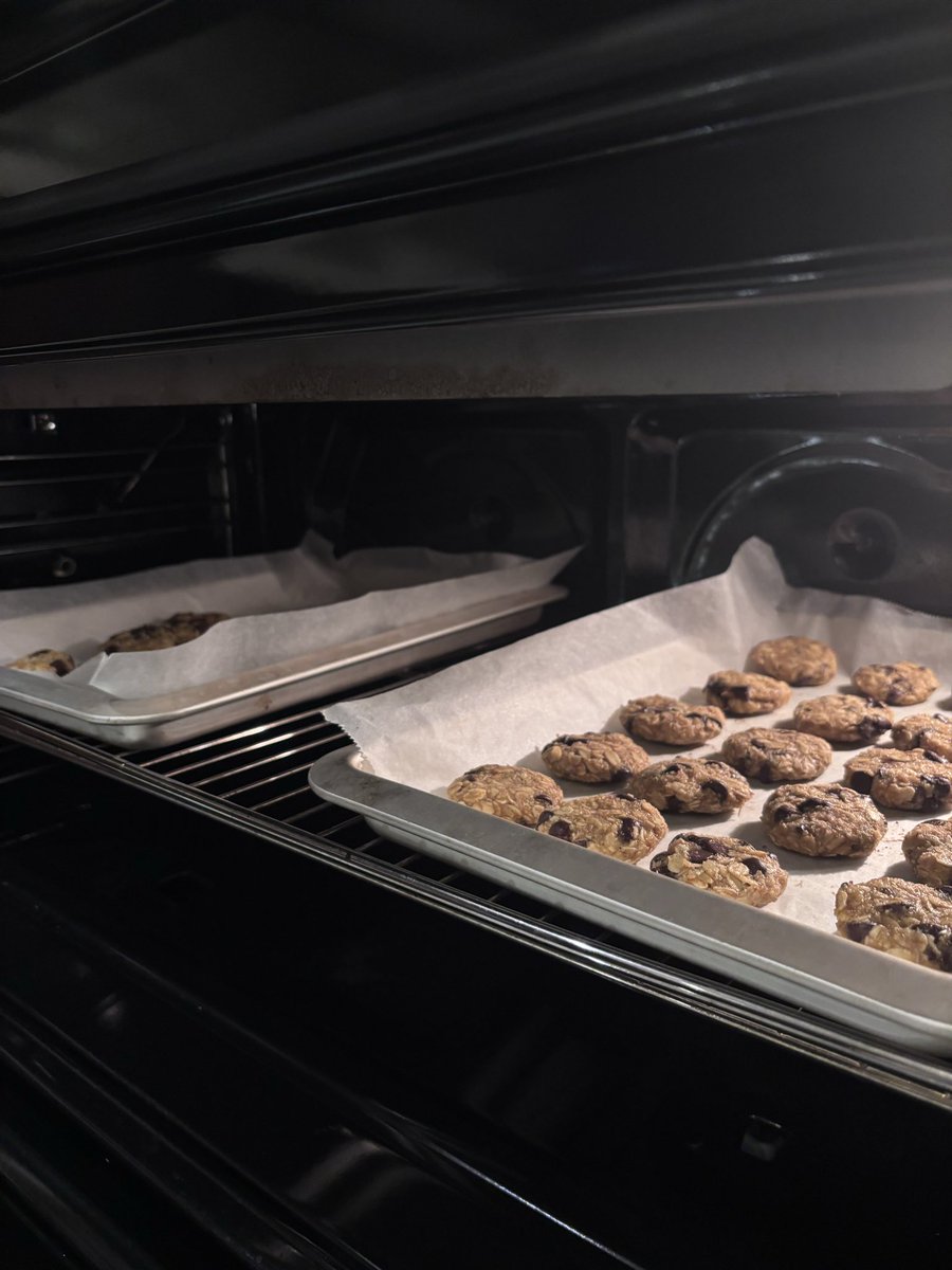 مـروة tweet media