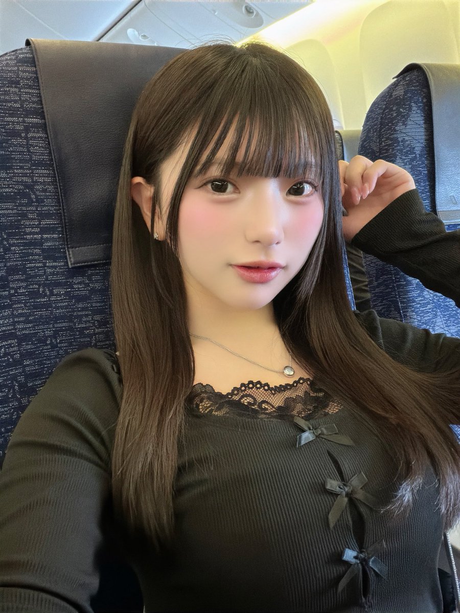 ひなひよ☆プロフ必読！様 北海道ついたよ～！初めて地元、北海道での個人お仕事^> ̫<^嬉しすぎる♡♡
