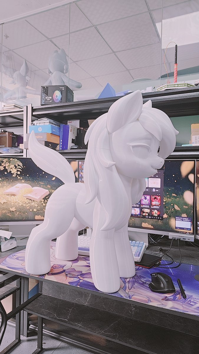 Mustela erminea tweet media