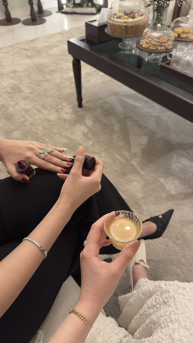 manar👸🏼 tweet media