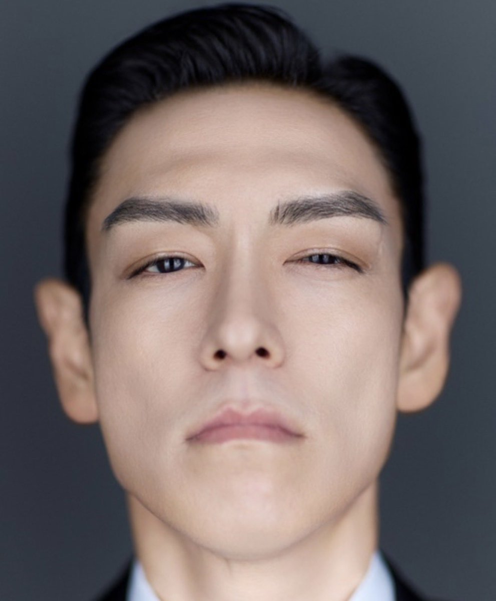 mik000AN's tweet photo. So hyped for T.O.P’s new album! The cover art is designed by the legendary Ed Ruscha. I’m not just looking forward to the music, but the visual masterpiece as well. Can’t wait! 🎨✨
#ChoiSeungHyun #EdRuscha #TOPisBack #ArtAndMusic #ContemporaryArt #TTTOP https://t.co/dFNeFNF8VQ
