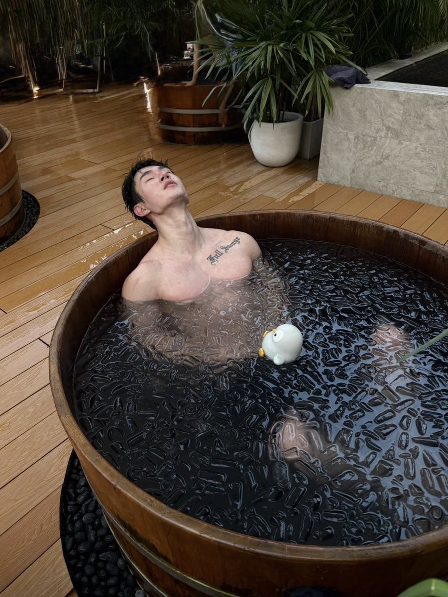 𝑷𝒂𝒗𝒆𝒍 tweet media