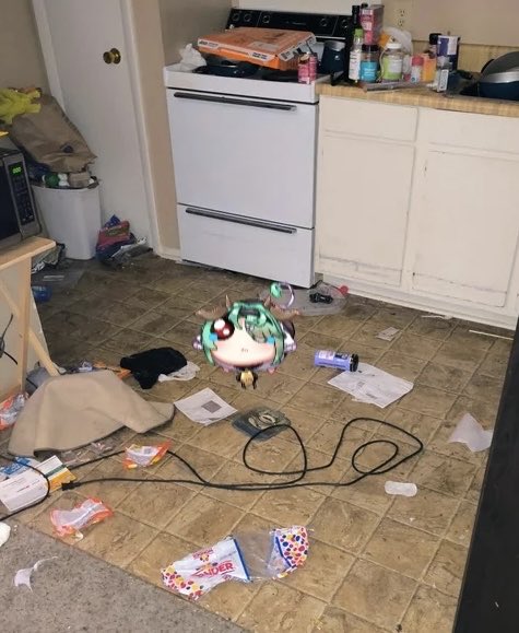 Crelly 🎱🐮 Cow VTuber tweet media