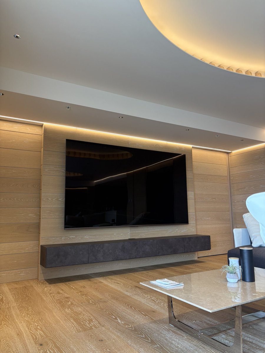 Order Curtain Poppy tweet media