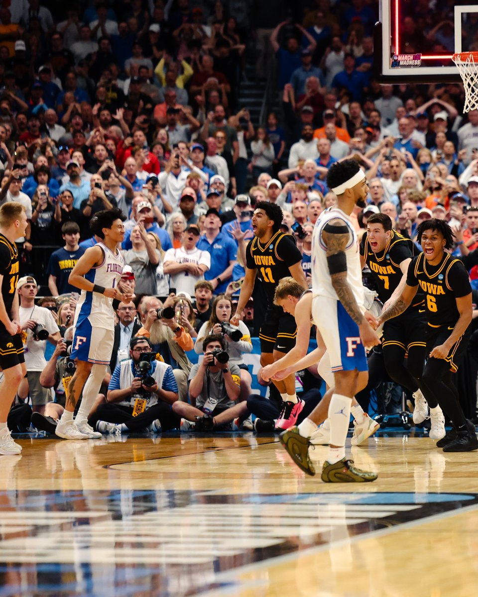 The Iowa Hawkeyes tweet media