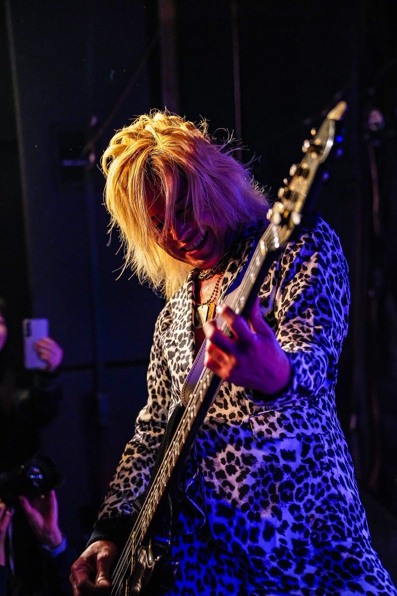 CxCxD_official tweet media