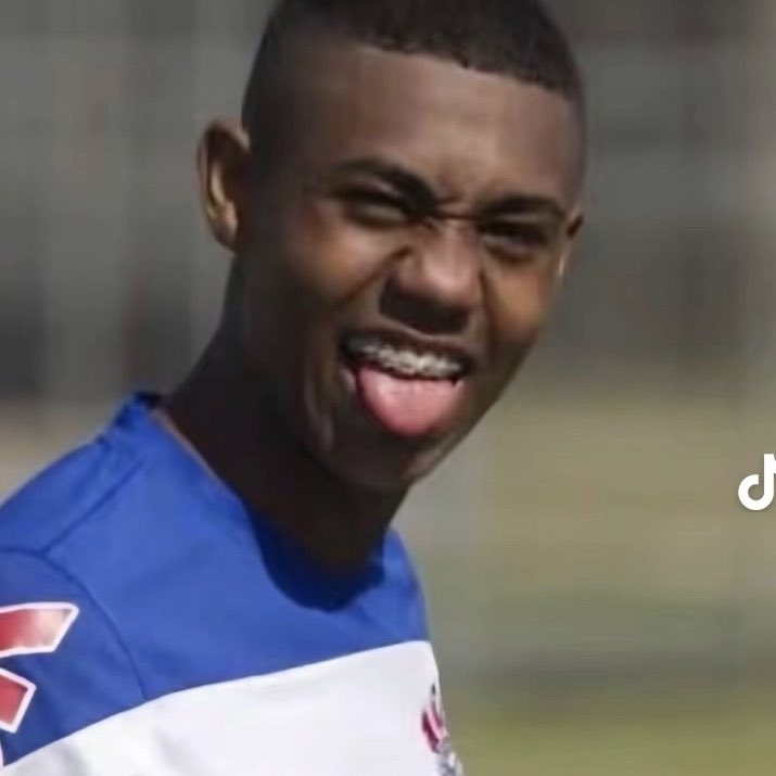 ميريل tweet media