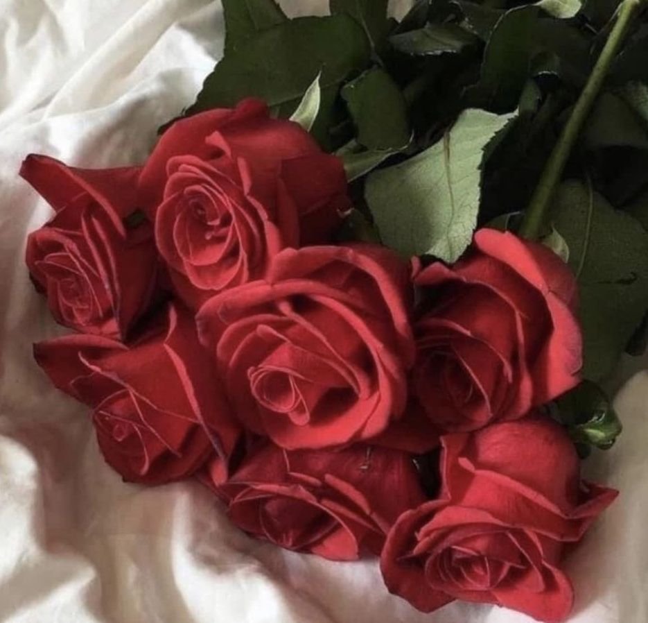 raithe/sawyer ♡'s simon tweet media